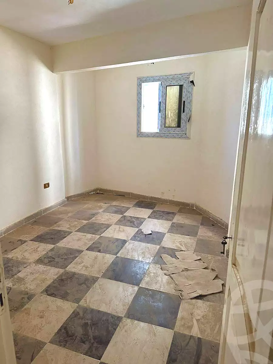 https://aqarmap.com.eg/ar/listing/7105411-for-sale-alexandria-al-agamy-el-hanouvel