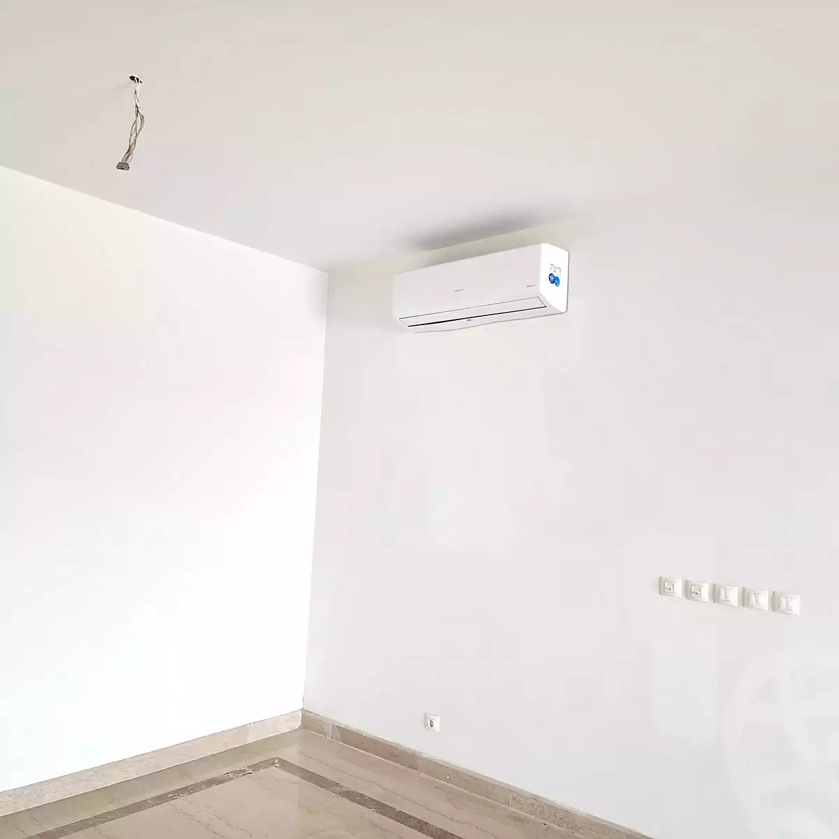 https://aqarmap.com.eg/ar/listing/7105422-for-rent-cairo-new-cairo-compounds-mivida-boulevard-mivida