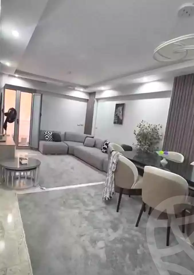 https://aqarmap.com.eg/ar/listing/7105574-for-sale-alexandria-new-miami-street-10