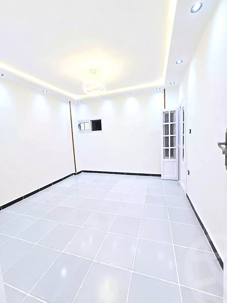 https://aqarmap.com.eg/ar/listing/7105982-for-sale-alexandria-al-agamy-shataa-el-nakheel