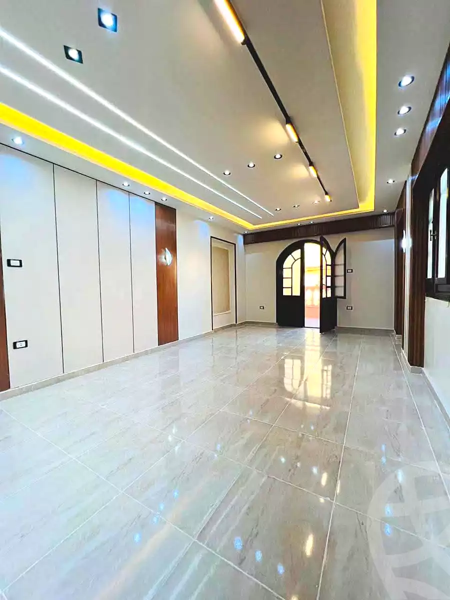 https://aqarmap.com.eg/ar/listing/7106008-for-sale-alexandria-al-agamy-shataa-el-nakheel