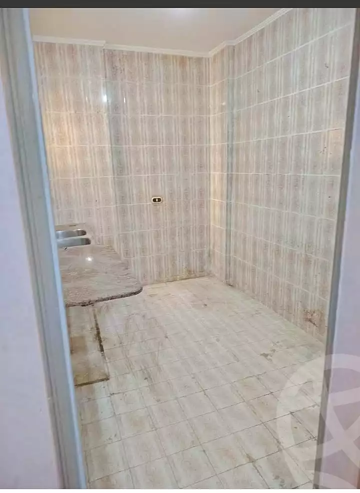 https://aqarmap.com.eg/ar/listing/7106187-for-sale-alexandria-al-agamy-lbytsh-shahr-al-assal-st