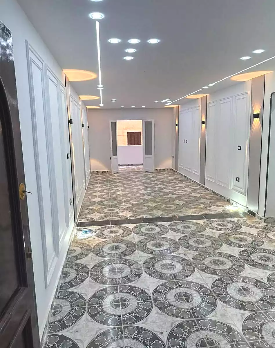 https://aqarmap.com.eg/ar/listing/7106025-for-sale-alexandria-al-agamy-el-hanouvel-radwan-st