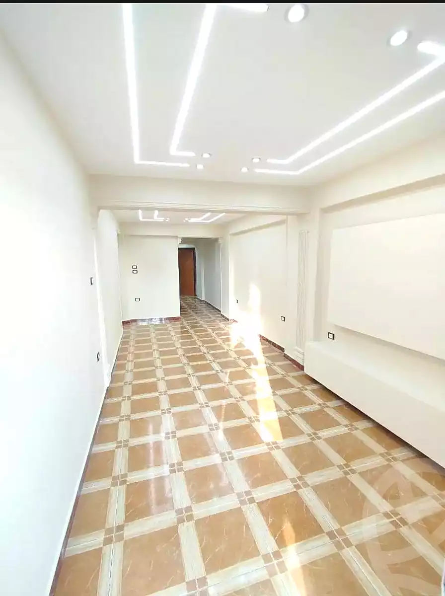 https://aqarmap.com.eg/en/listing/7106330-for-sale-alexandria-lsywf-shamaa