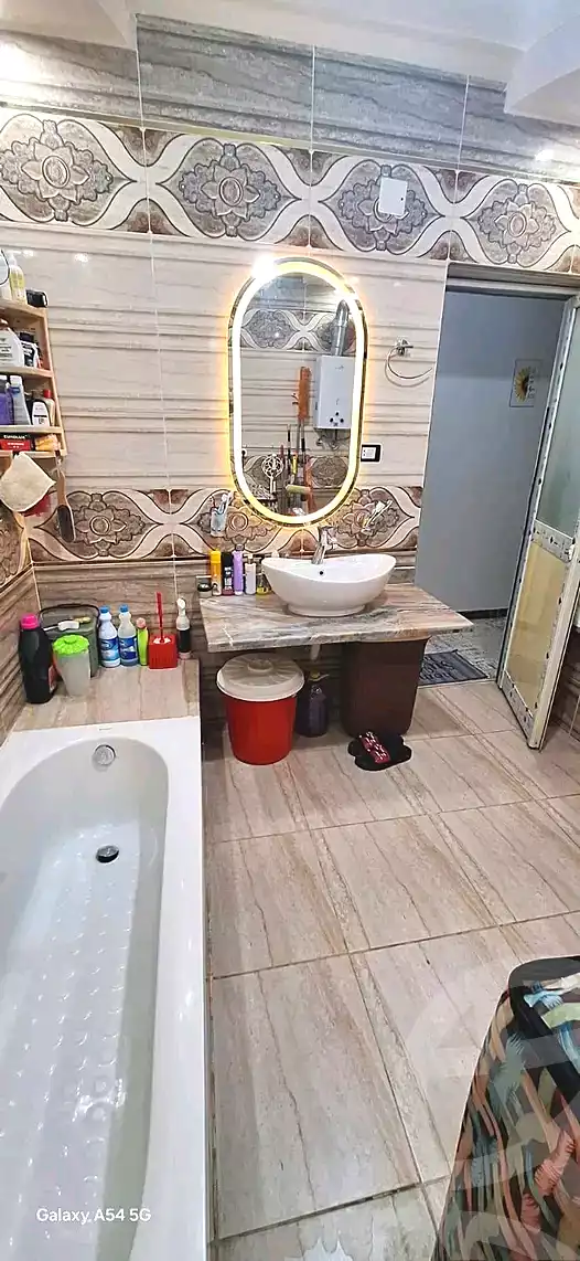 https://aqarmap.com.eg/ar/listing/7106375-for-sale-cairo-helwan-hadayek-helwan-el-khashab-canal