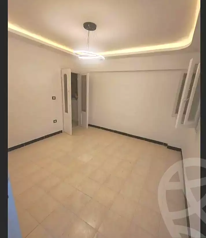 https://aqarmap.com.eg/en/listing/7106372-for-sale-alexandria-al-agamy-el-hanouvel-abo-el-shawareb-st