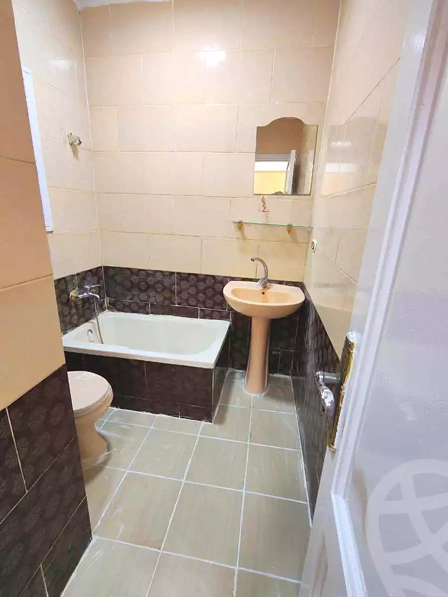 https://aqarmap.com.eg/ar/listing/7106401-for-sale-alexandria-al-agamy-shataa-el-nakheel