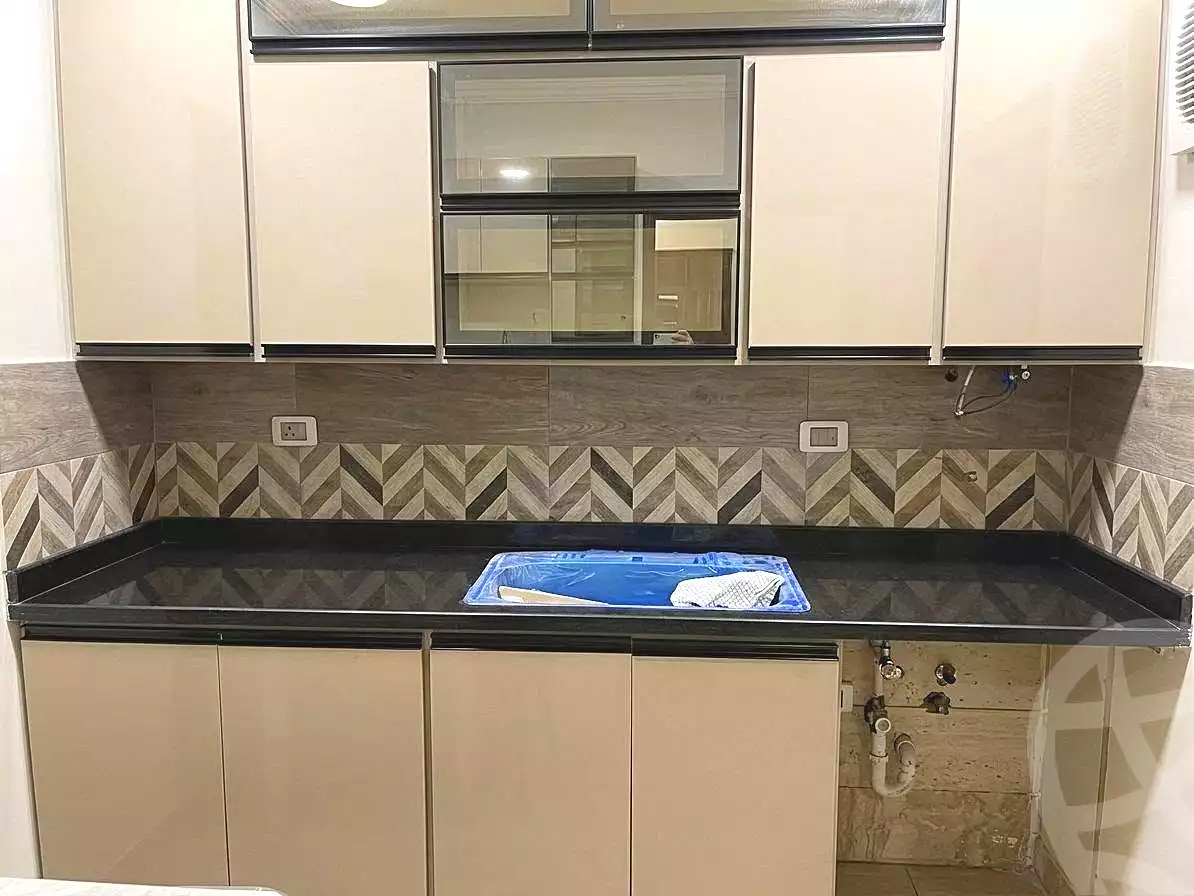 https://aqarmap.com.eg/en/listing/7106439-for-rent-alexandria-sawary