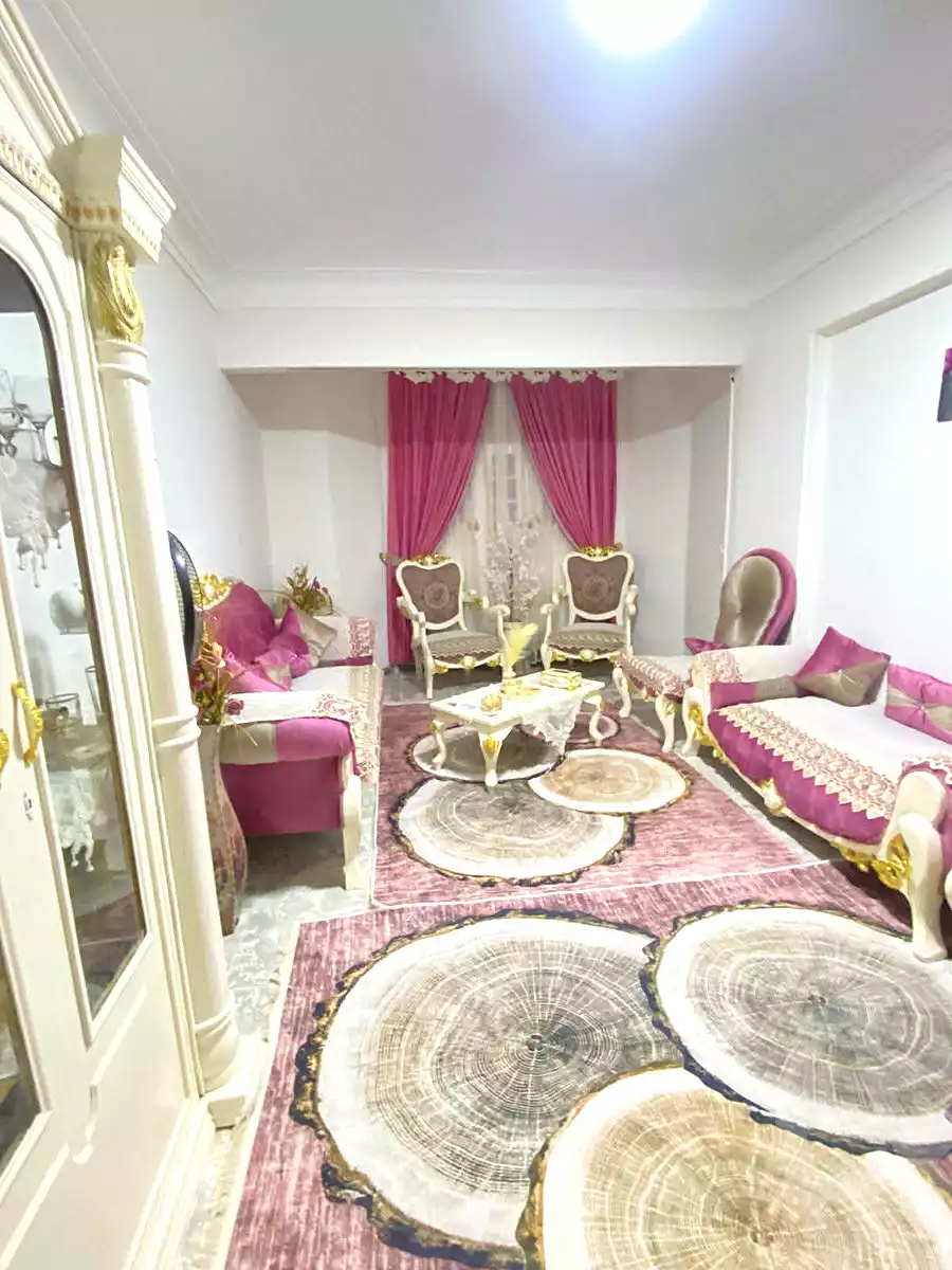https://aqarmap.com.eg/ar/listing/7106403-for-sale-alexandria-al-agamy-el-hanouvel-hussein-waly-st
