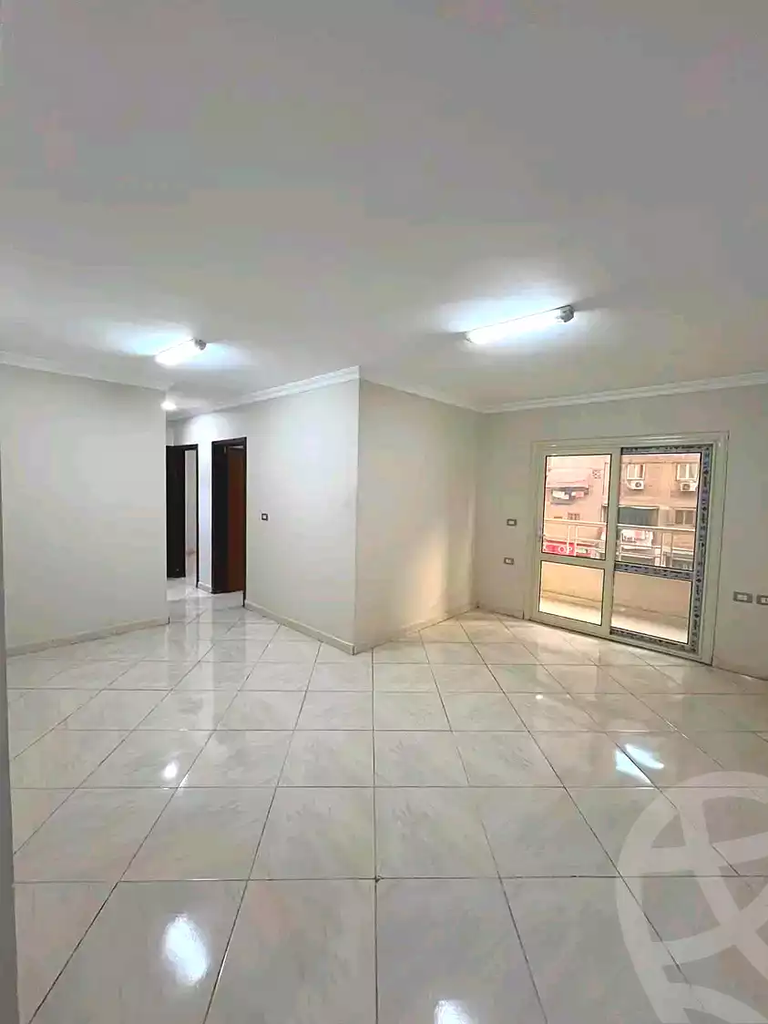 https://aqarmap.com.eg/en/listing/7106467-for-rent-cairo-ain-shams-jsr-lswys