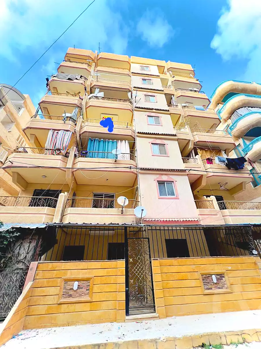 https://aqarmap.com.eg/ar/listing/7106484-for-sale-alexandria-al-agamy-shataa-el-nakheel