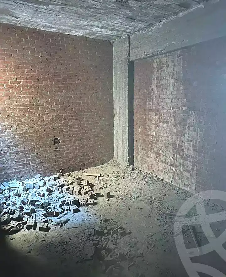 https://aqarmap.com.eg/ar/listing/7106517-for-sale-alexandria-al-agamy-bw-ywsf