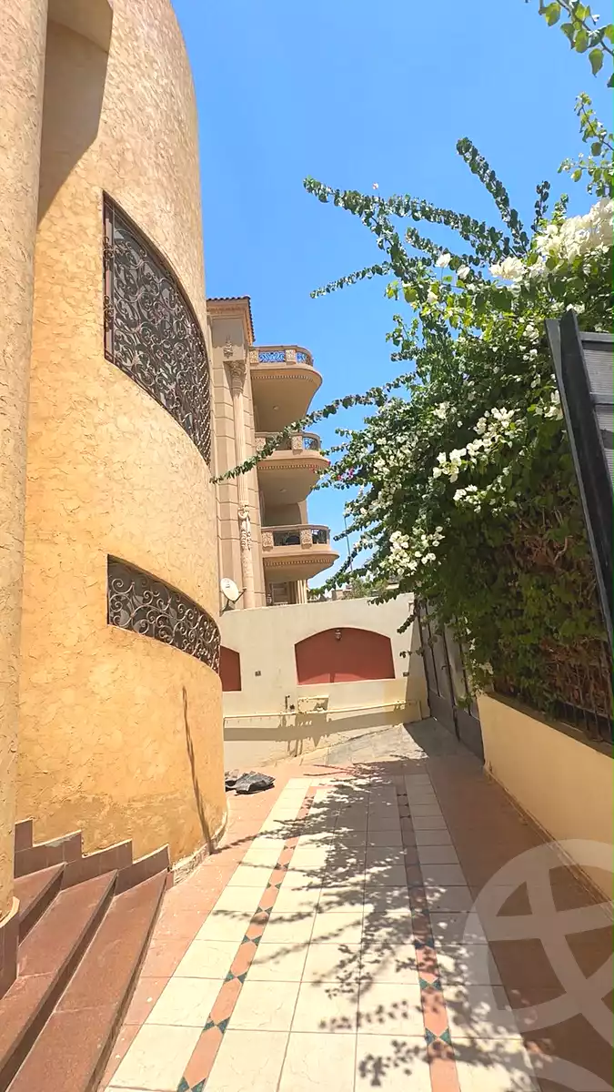 https://aqarmap.com.eg/ar/listing/7106527-for-sale-cairo-new-cairo-el-narges-el-narges-6-okba-ebn-nafeaa-st