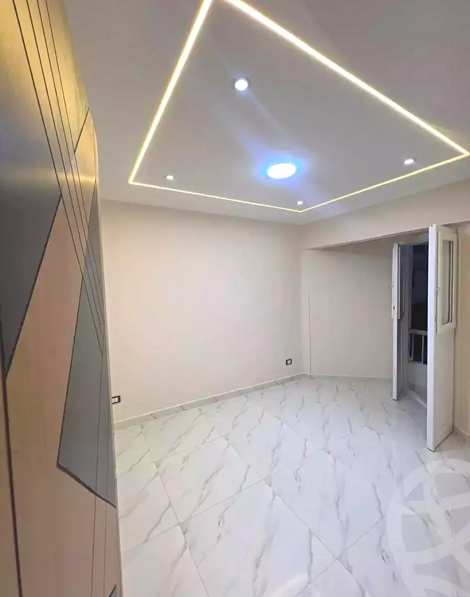 https://aqarmap.com.eg/en/listing/7107012-for-sale-alexandria-sydy-bshr-sydy-bshr-bhry-shr-khld-bn-lwlyd