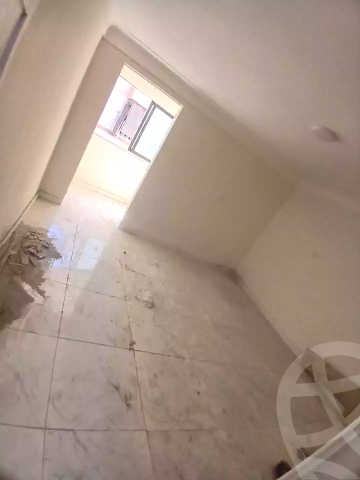 https://aqarmap.com.eg/ar/listing/7107120-for-sale-alexandria-el-asafra-l-sfr-qbly-othman-ibn-affan-st