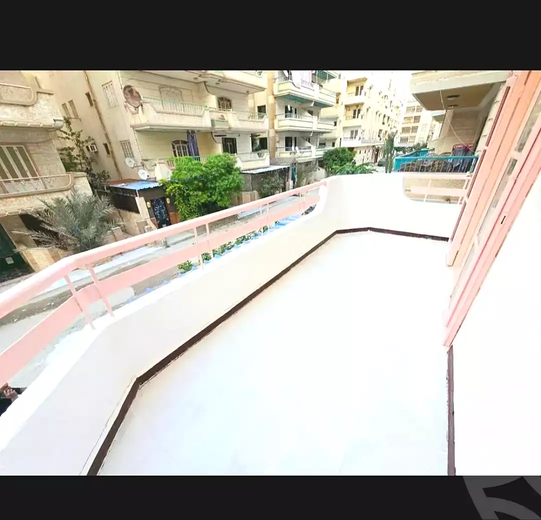 https://aqarmap.com.eg/ar/listing/7107156-for-sale-alexandria-al-agamy-shataa-el-nakheel