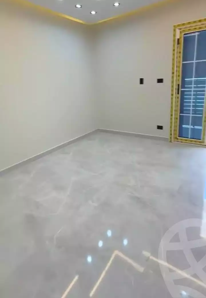 https://aqarmap.com.eg/ar/listing/7107615-for-sale-alexandria-el-asafra-shr-45