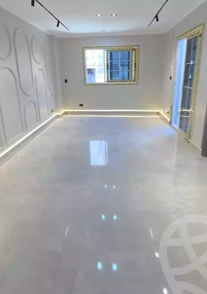 https://aqarmap.com.eg/ar/listing/7107615-for-sale-alexandria-el-asafra-shr-45