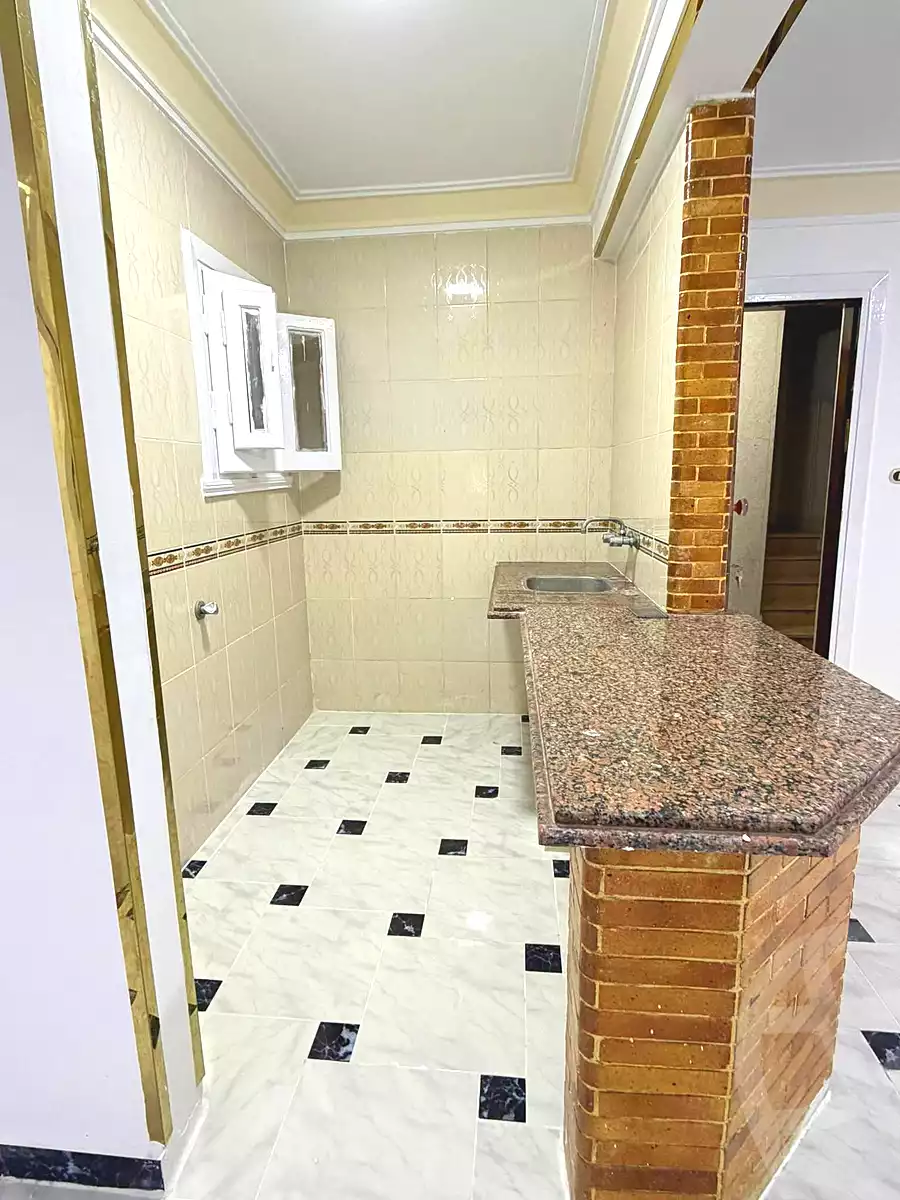 https://aqarmap.com.eg/ar/listing/7107889-for-sale-alexandria-al-agamy-shataa-el-nakheel