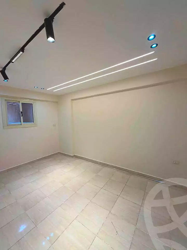 https://aqarmap.com.eg/ar/listing/7108048-for-sale-alexandria-al-agamy-lbytsh-bianchiii