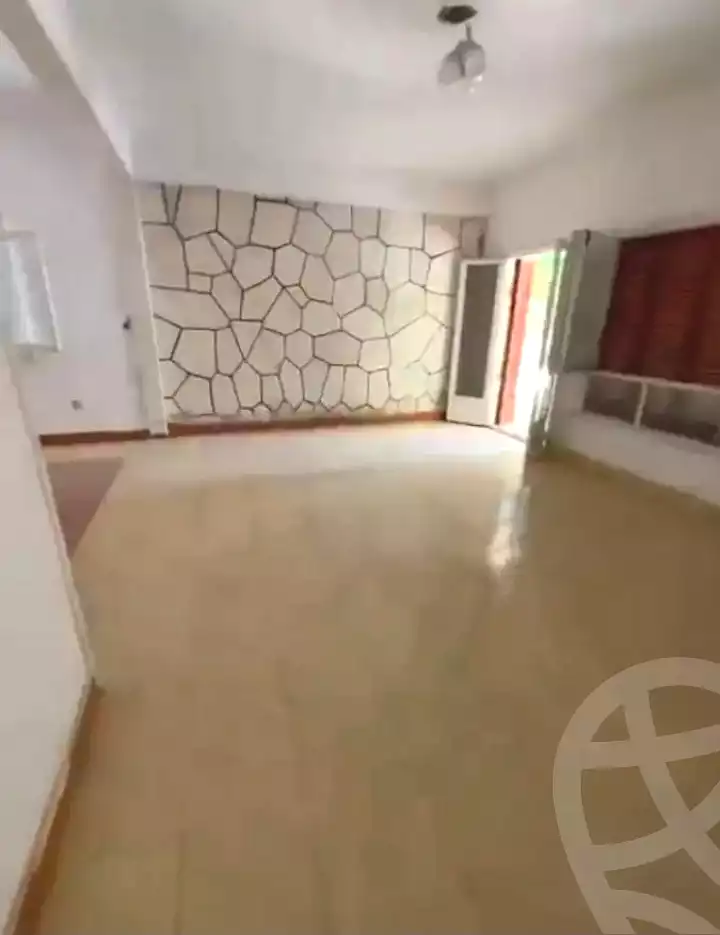 https://aqarmap.com.eg/ar/listing/7108052-for-sale-alexandria-al-agamy-lbytsh-shahr-al-assal-st