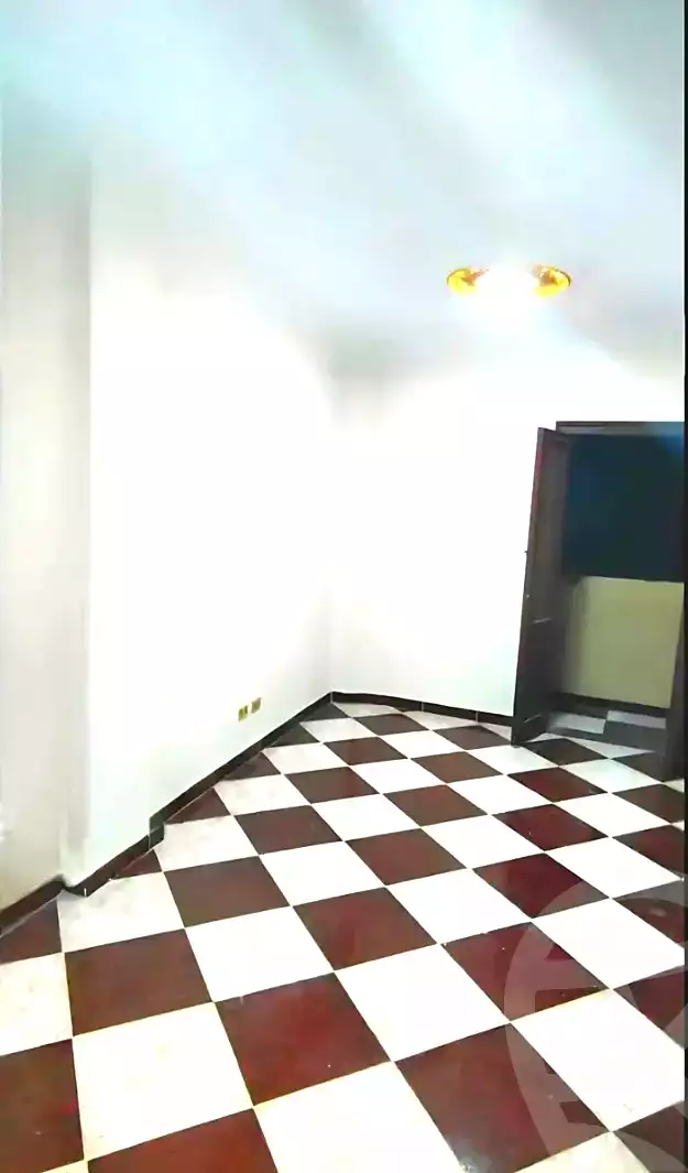 https://aqarmap.com.eg/ar/listing/7108070-for-sale-alexandria-al-agamy-lbytsh