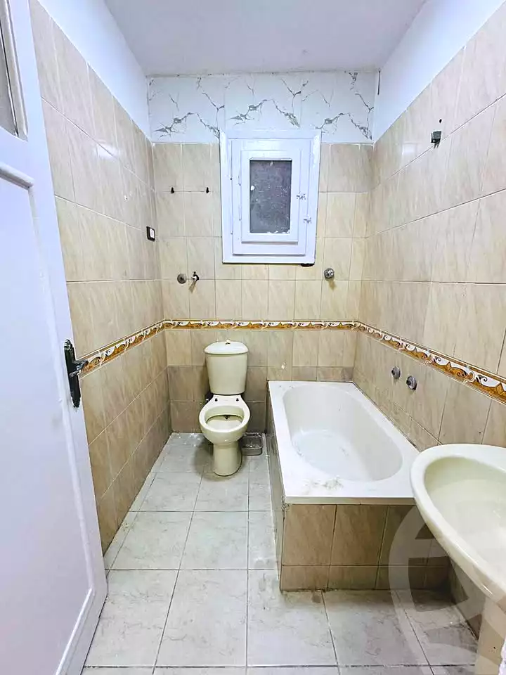 https://aqarmap.com.eg/en/listing/7105621-for-sale-alexandria-al-agamy-shataa-el-nakheel