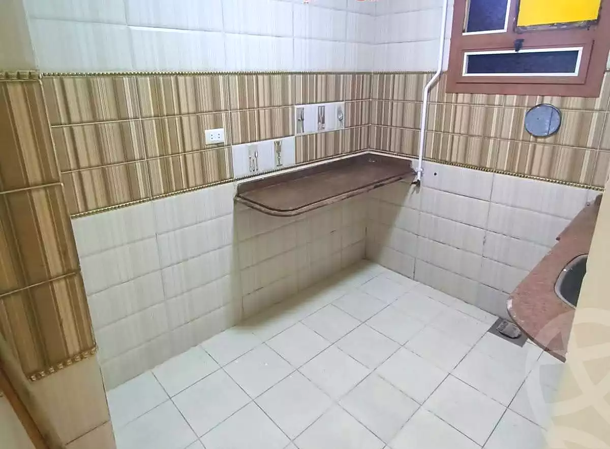 https://aqarmap.com.eg/ar/listing/7108353-for-sale-alexandria-lsywf-el-falki