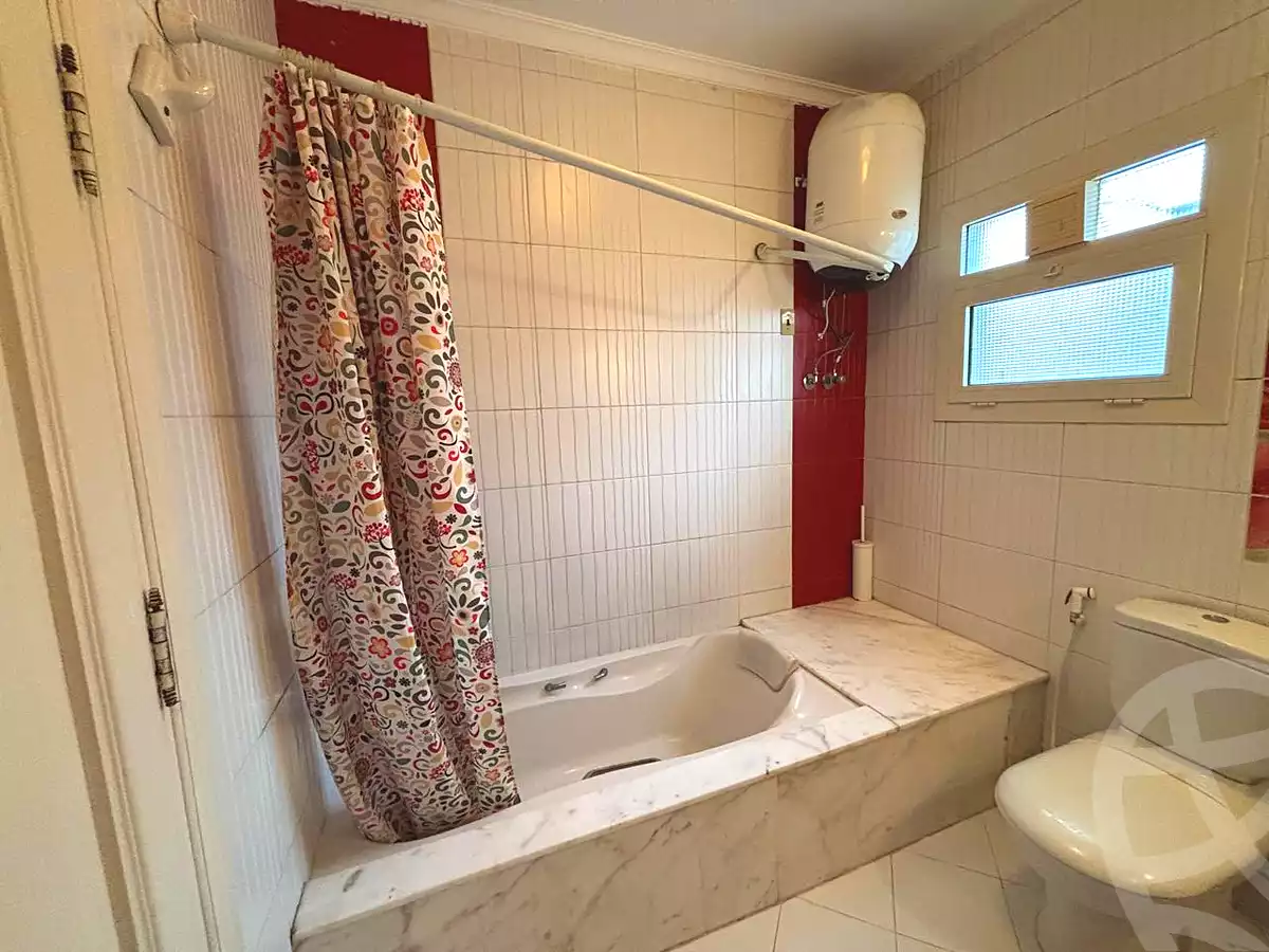 https://aqarmap.com.eg/ar/listing/7108479-for-rent-cairo-new-cairo-el-ahyaa-fifth-neighborhood-akhnaton-st