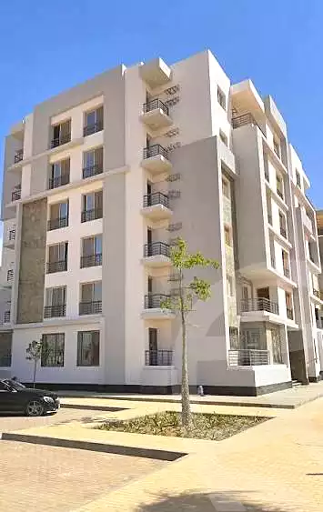 https://aqarmap.com.eg/ar/listing/7108417-for-sale-cairo-new-cairo-compounds-rivali-compound-samco