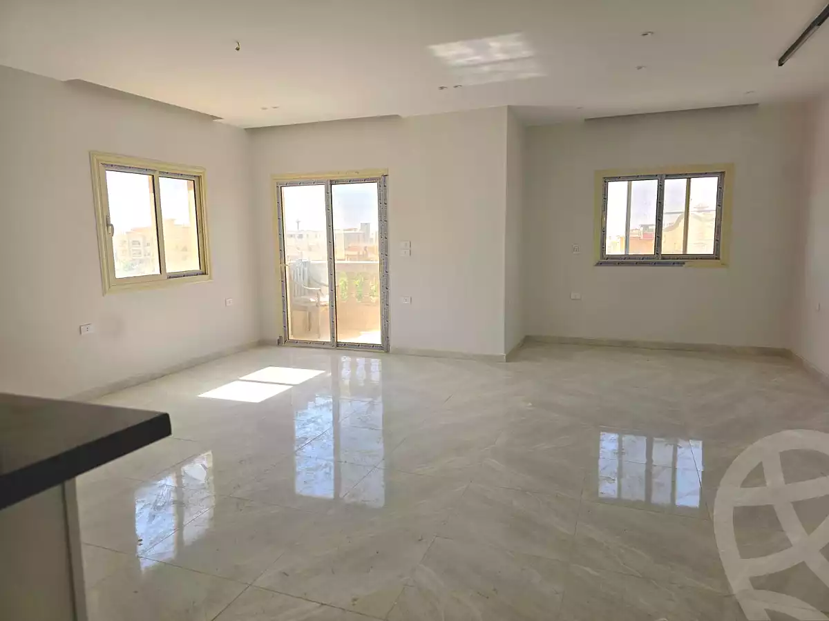 https://aqarmap.com.eg/ar/listing/7108835-for-rent-cairo-new-cairo-ganob-el-akadamiya-south-academy-b-taha-hussein-st