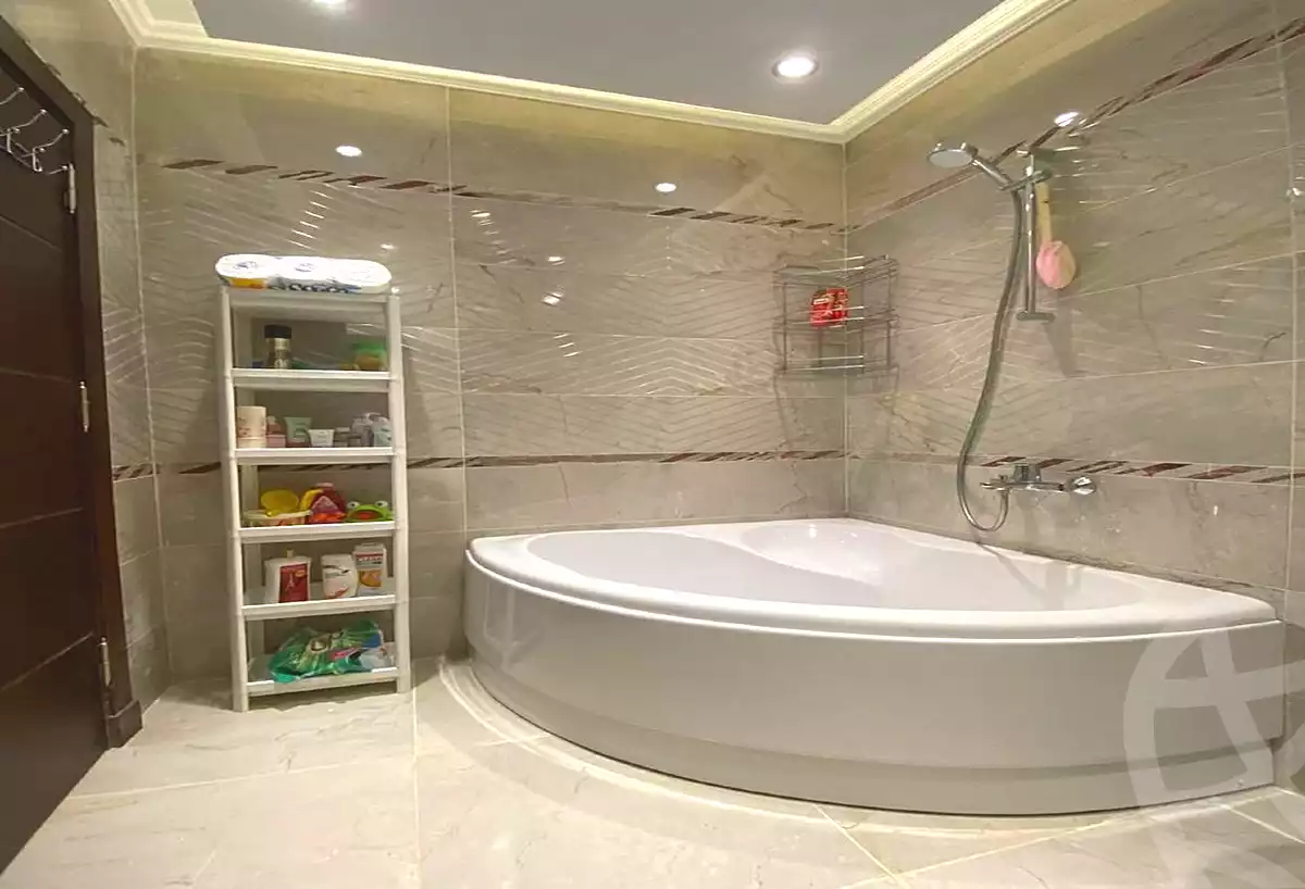 https://aqarmap.com.eg/en/listing/7108844-for-sale-cairo-nasr-city-abbas-el-akkad