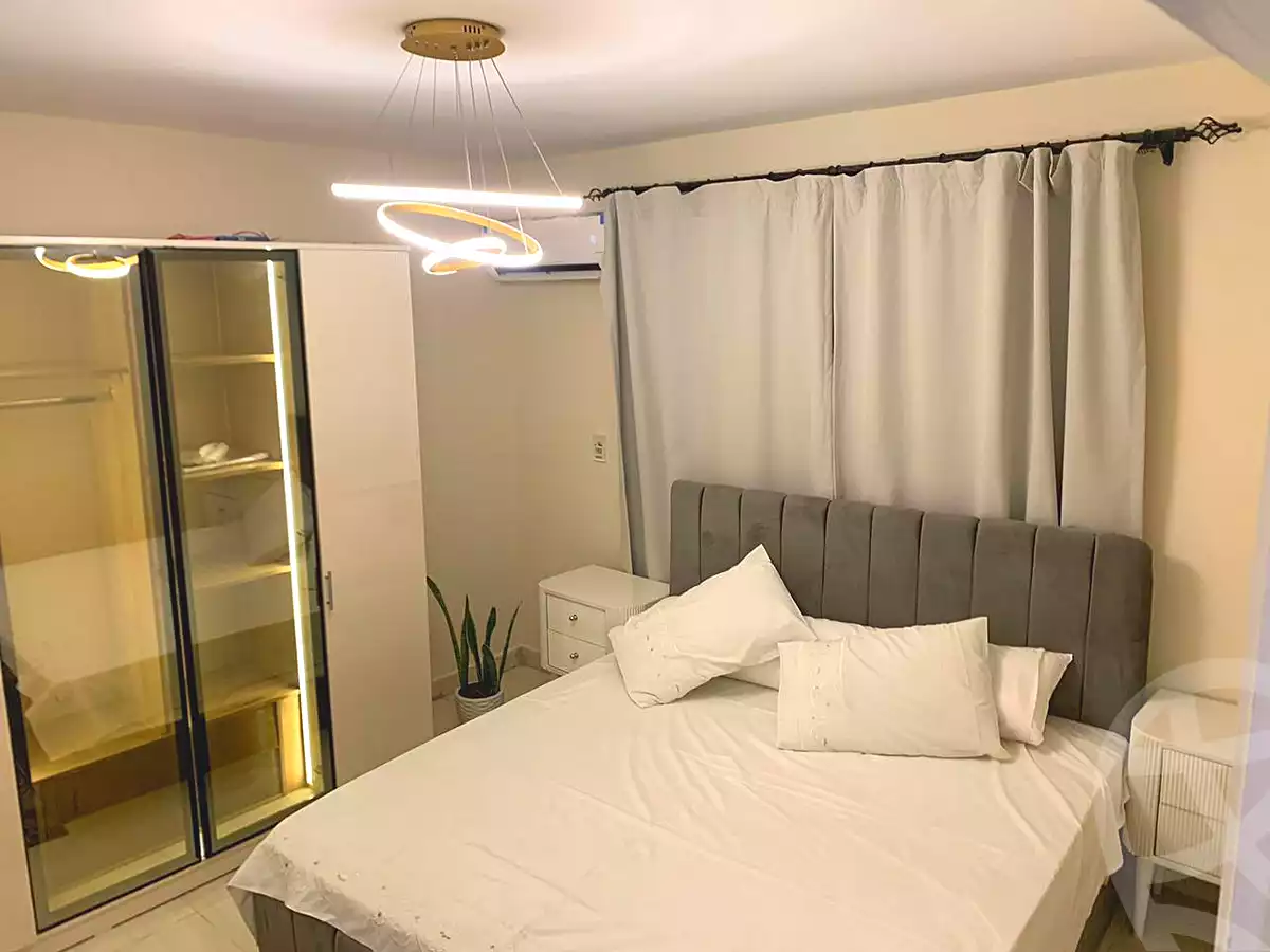 https://aqarmap.com.eg/ar/listing/7108892-for-rent-cairo-new-cairo-lrhb-city-phase-1-ahmed-rami-st