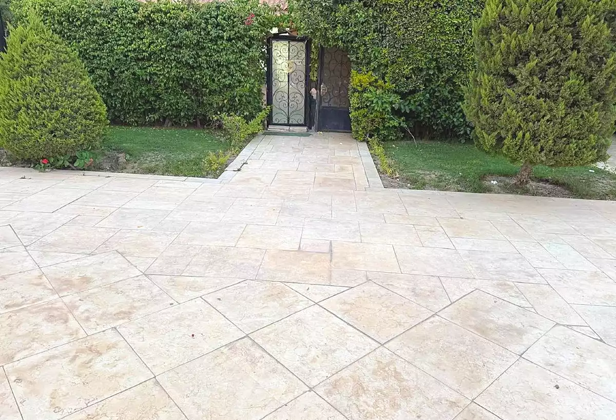 https://aqarmap.com.eg/ar/listing/7108890-for-sale-cairo-new-cairo-lrhb-city-mtdd-lrhb-phase-9