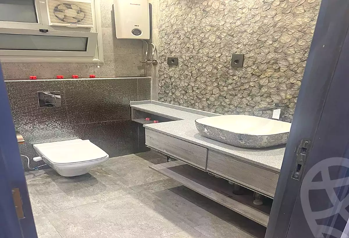 https://aqarmap.com.eg/ar/listing/7108937-for-sale-cairo-new-cairo-el-ahyaa-second-neighborhood-street-1