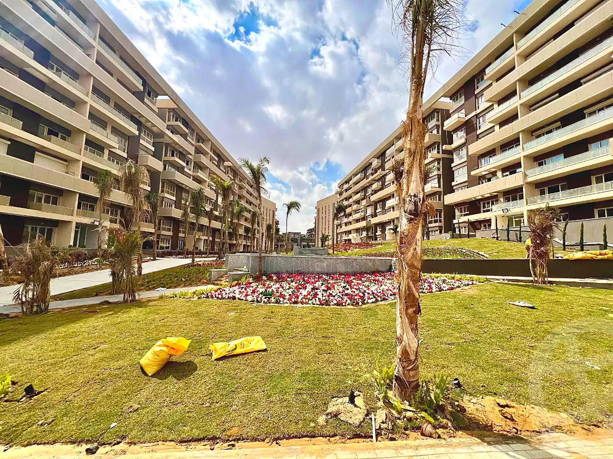 https://aqarmap.com.eg/ar/listing/7108998-for-sale-cairo-new-administrative-capital-r7-scenario