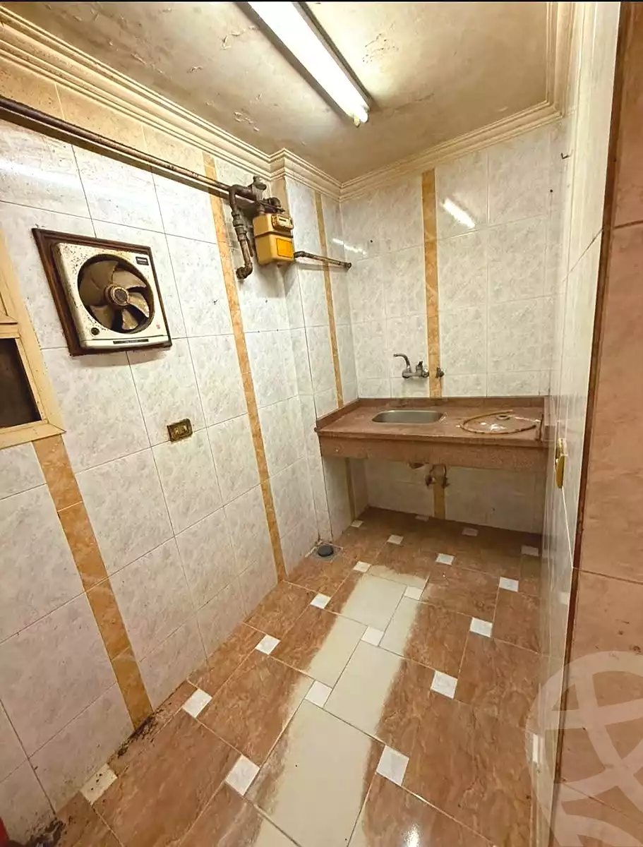https://aqarmap.com.eg/ar/listing/7109071-for-sale-cairo-ain-shams-ain-shams-el-sharkia-el-zahraa-st
