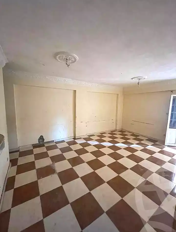 https://aqarmap.com.eg/ar/listing/7109492-for-sale-alexandria-al-agamy-el-hanouvel-al-haded-we-al-soulb-st