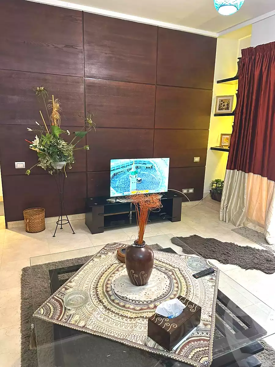 https://aqarmap.com.eg/ar/listing/7109538-for-rent-cairo-new-cairo-compounds-kmbwnd-dh-fyldj-blm-hylz