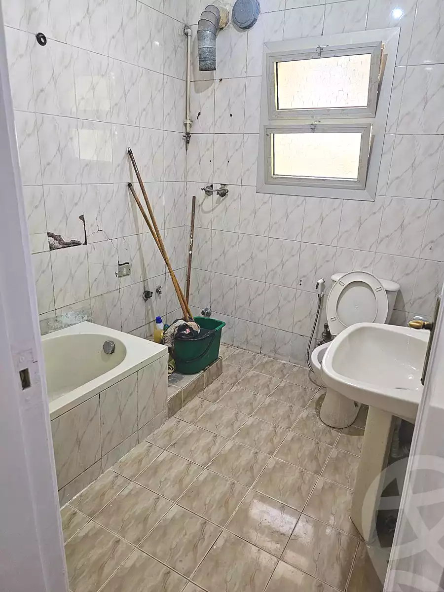 https://aqarmap.com.eg/ar/listing/7109554-for-sale-cairo-heliopolis-heliopolis-square-abd-el-aziz-fahmy-st