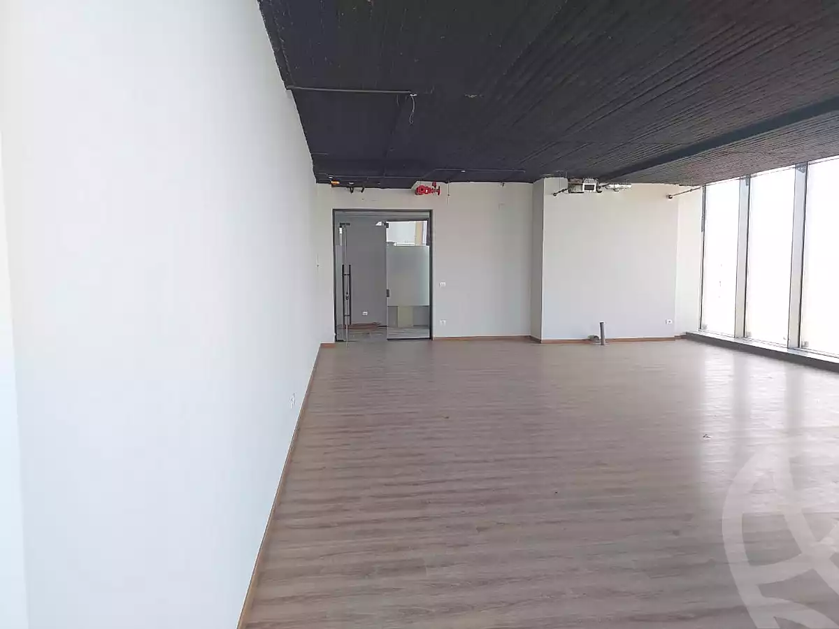 https://aqarmap.com.eg/ar/listing/7109653-for-rent-cairo-new-cairo-compounds-jrnwy-mwl-b-wyd-llttwyr-l-qry