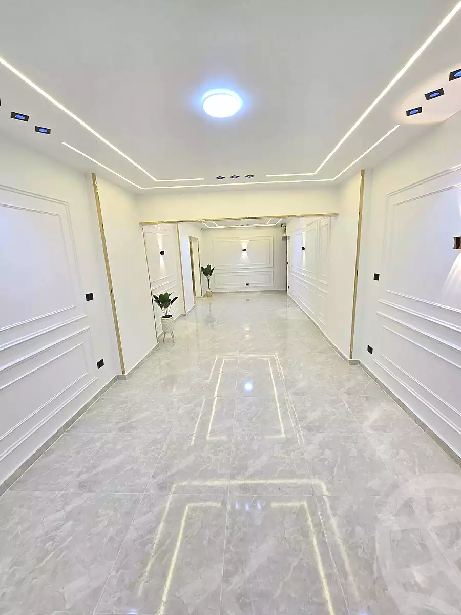 https://aqarmap.com.eg/ar/listing/7109859-for-sale-alexandria-el-asafra-l-sfr-bhry-atlas-st
