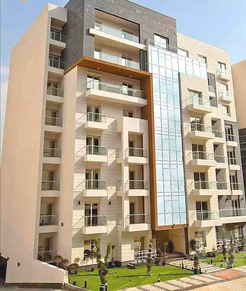https://aqarmap.com.eg/en/listing/7110227-for-sale-cairo-new-administrative-capital-r7-oia