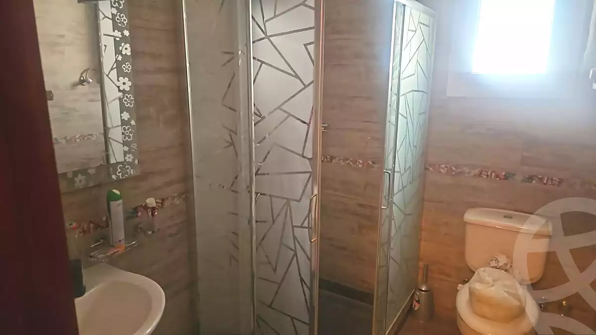 https://aqarmap.com.eg/en/listing/7110421-for-sale-cairo-new-cairo-sharq-el-akadamiya-mohammad-othman-st