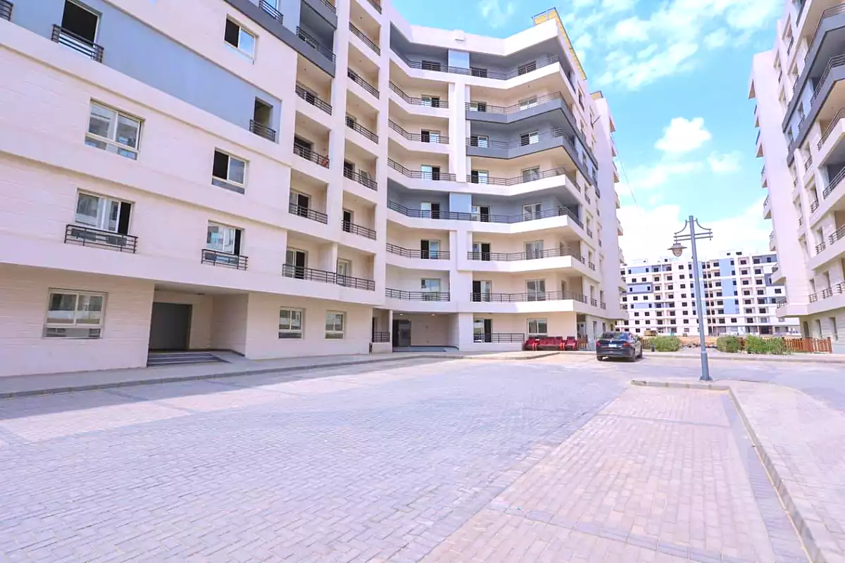 https://aqarmap.com.eg/ar/listing/7110425-for-sale-cairo-new-administrative-capital-r7-il-mondo