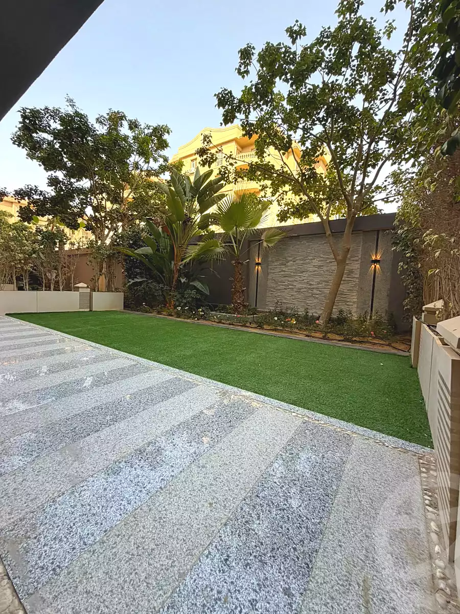 https://aqarmap.com.eg/ar/listing/7110586-for-sale-cairo-new-cairo-compounds-mwrd-fq-llttwyr