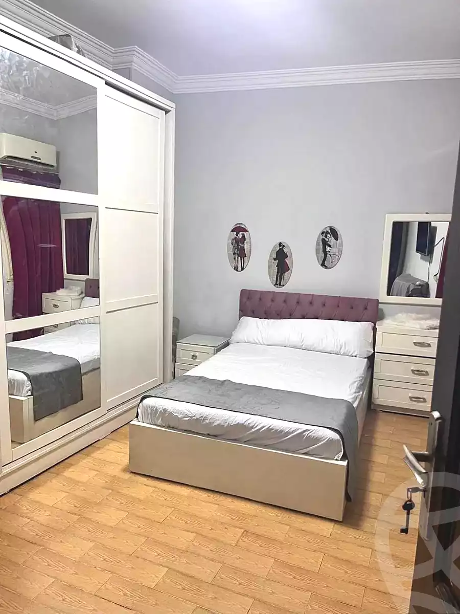 https://aqarmap.com.eg/en/listing/7110736-for-sale-cairo-helwan-hadayek-helwan-nile-corniche-st