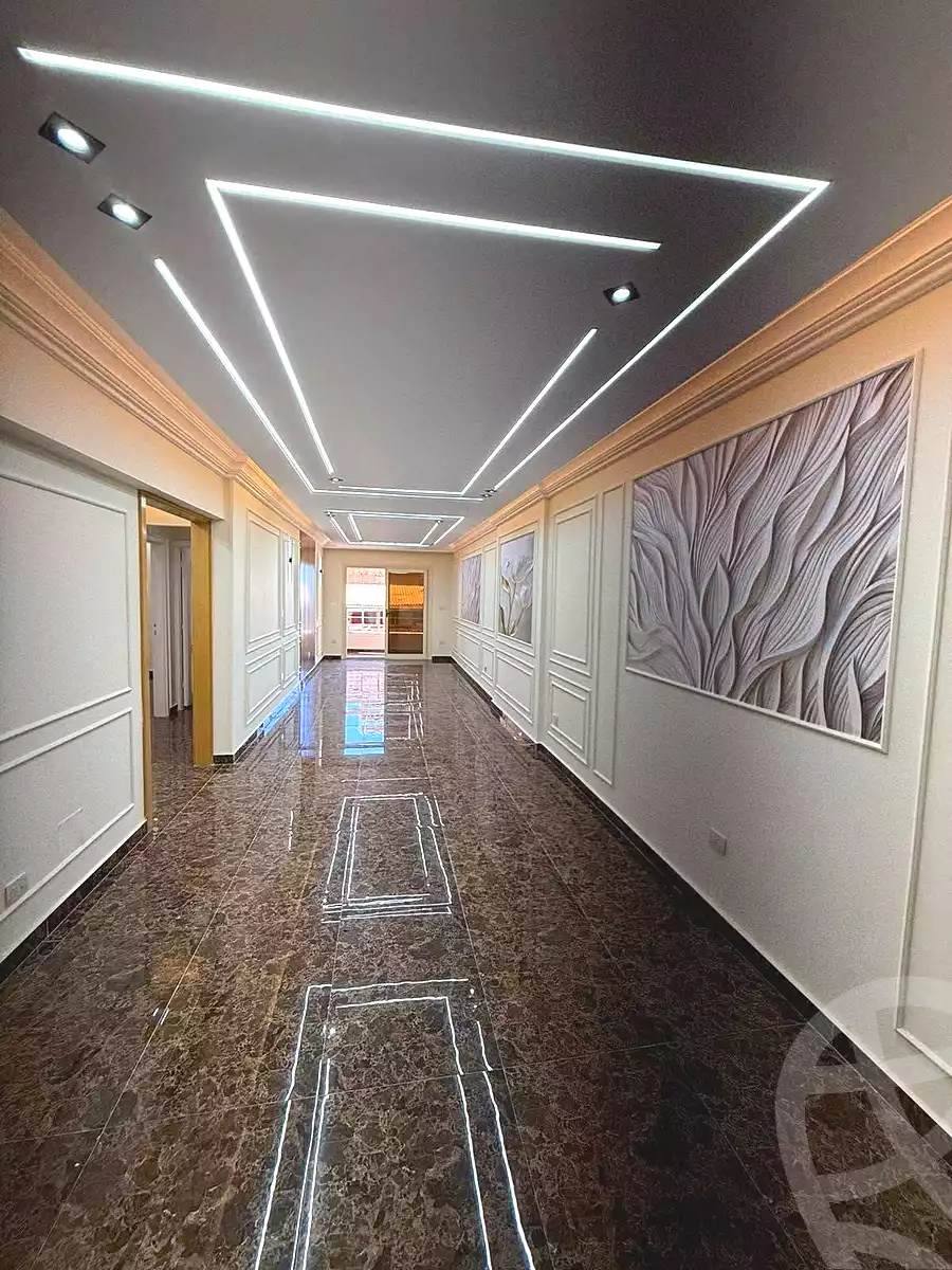 https://aqarmap.com.eg/ar/listing/7111110-for-sale-alexandria-sydy-bshr-sydy-bshr-bhry-shr-khld-bn-lwlyd