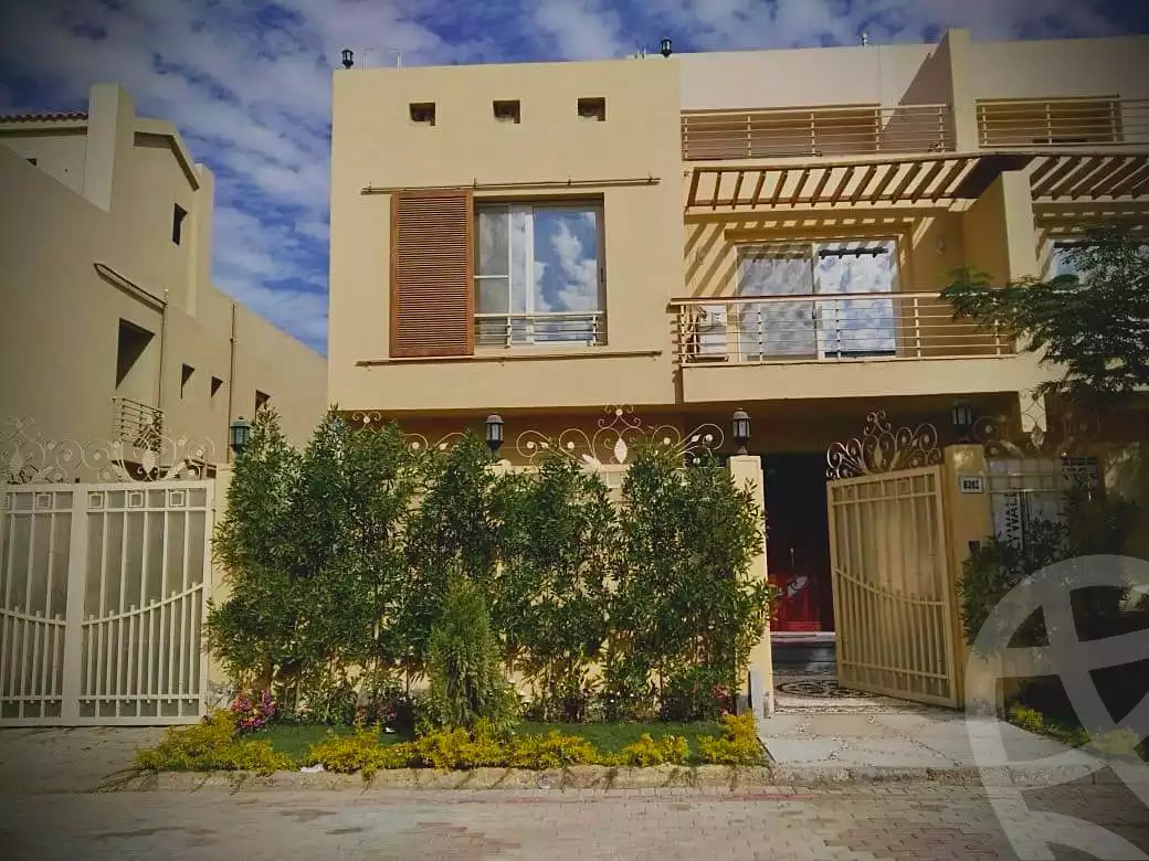 https://aqarmap.com.eg/en/listing/7111147-for-sale-cairo-6th-of-october-hadaeq-october-compounds-evergreen