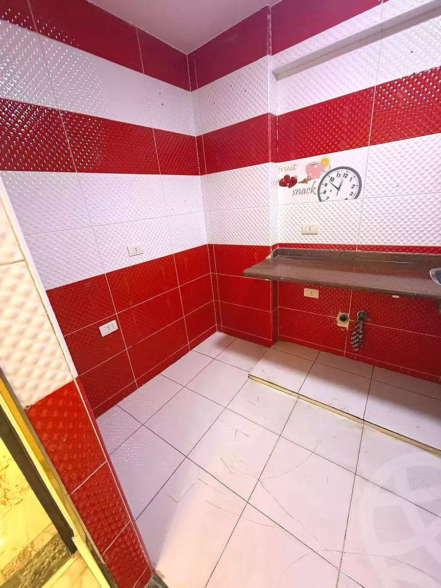 https://aqarmap.com.eg/ar/listing/7111324-for-sale-alexandria-sydy-bshr-sydy-bshr-bhry-khalil-hamada-st